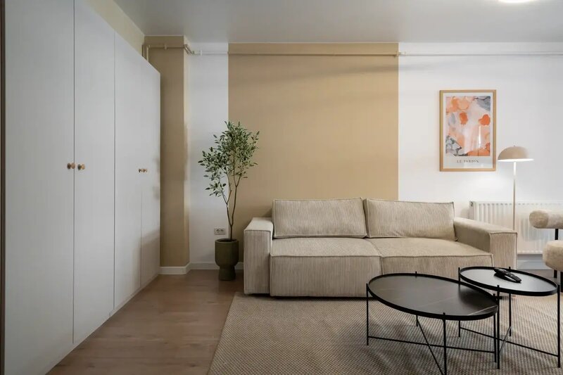 Apartament 2 camere   Vanzare - Mobilat cu Designer  Direct Propietar