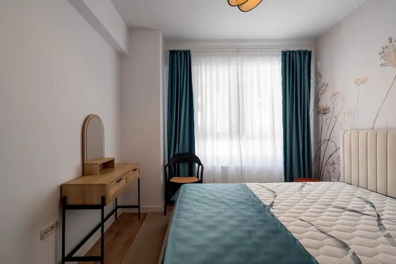 Apartament 2 camere   Vanzare - Mobilat cu Designer  Direct Propietar